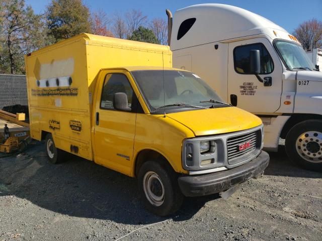 2002 GMC Savana Cutaway G3500