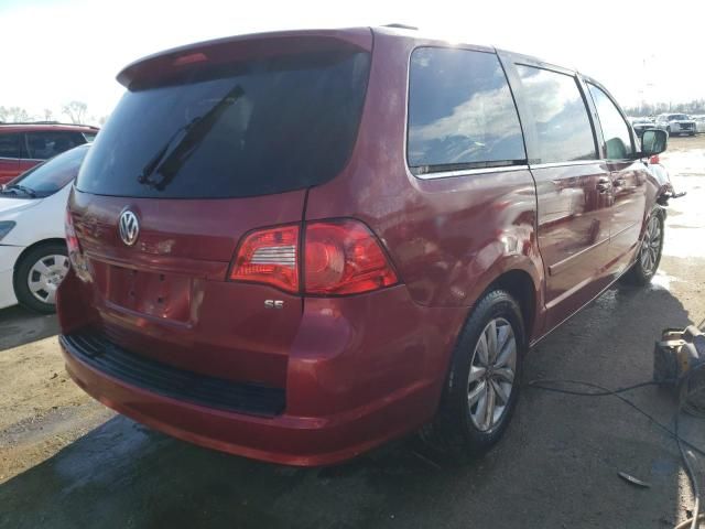 2012 Volkswagen Routan SE