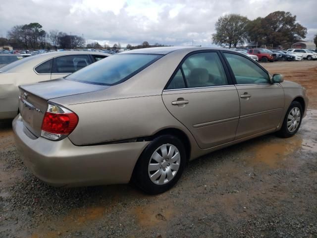 2005 Toyota Camry LE