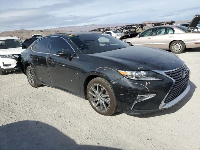 2017 Lexus ES 300H