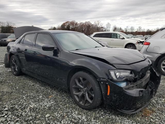 2020 Chrysler 300 Touring