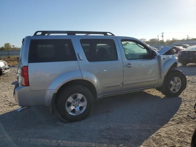 2006 Nissan Pathfinder LE