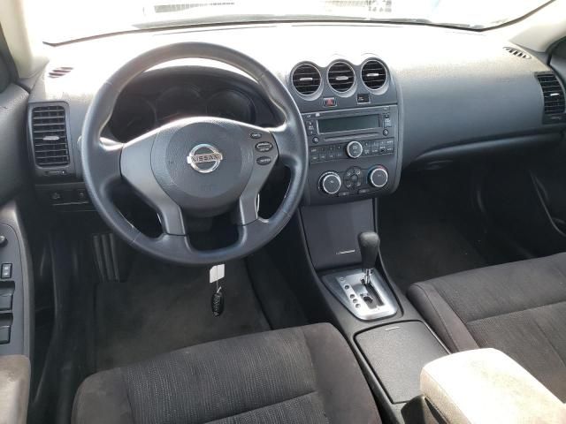 2011 Nissan Altima Base