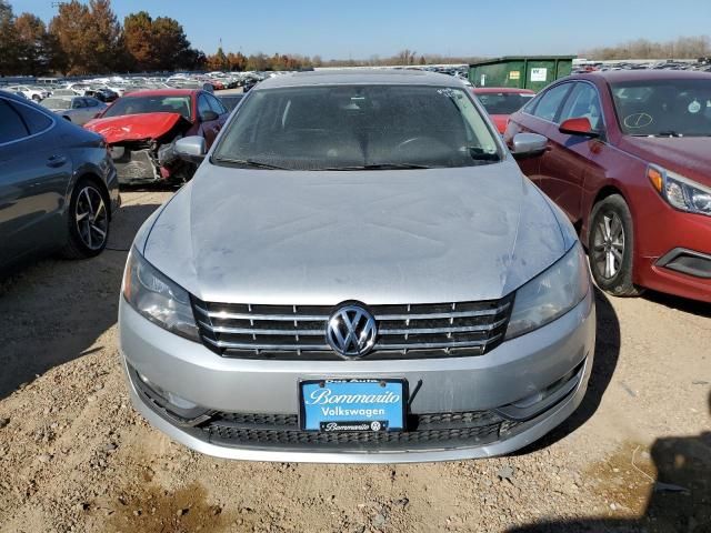 2013 Volkswagen Passat SE