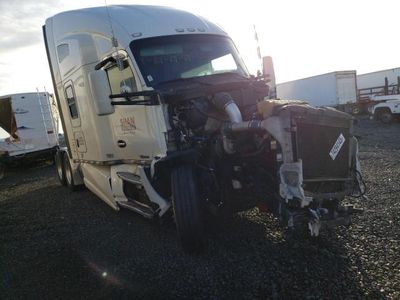 Salvage cars for sale from Copart Airway Heights, WA: 2014 Kenworth Construction T680