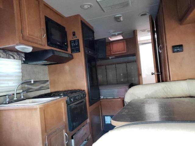 2015 Winnebago 2015 Ford Econoline E350 Super Duty Cutaway Van