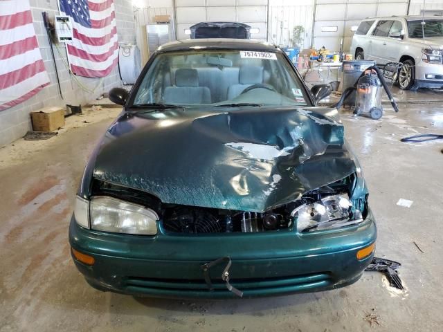 1996 Chevrolet 1996 GEO Prizm Base