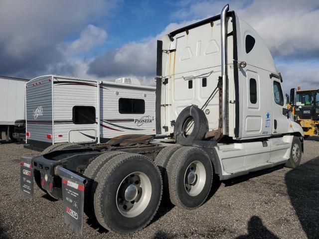 2012 Freightliner Cascadia 125