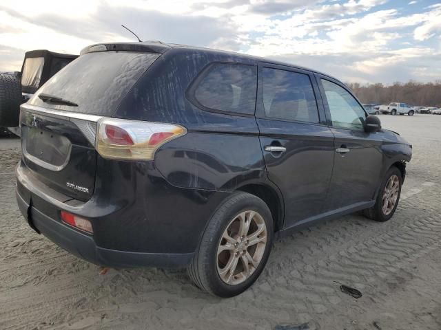 2014 Mitsubishi Outlander SE