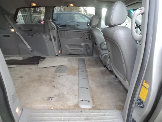 2006 Toyota Sienna XLE