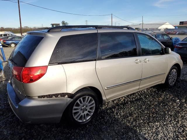 2009 Toyota Sienna XLE