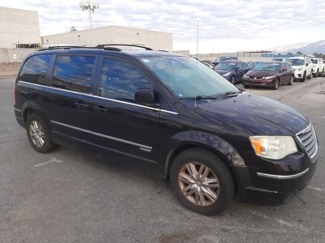 2010 Chrysler Town & Country Touring