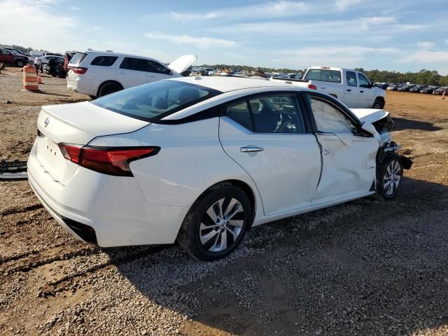 2019 Nissan Altima S