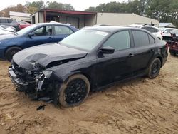 Salvage cars for sale from Copart Seaford, DE: 2014 Volkswagen Jetta Base