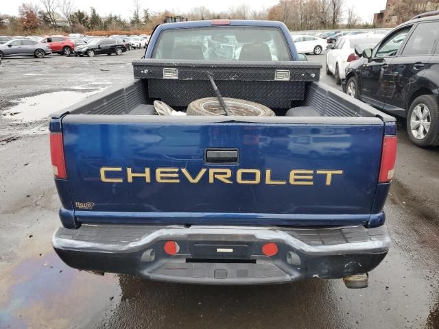 2000 Chevrolet S Truck S10