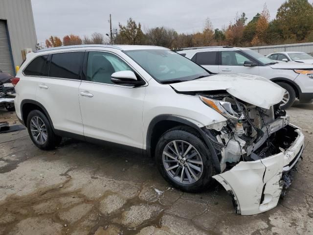 2019 Toyota Highlander SE