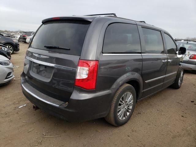 2015 Chrysler Town & Country Touring L