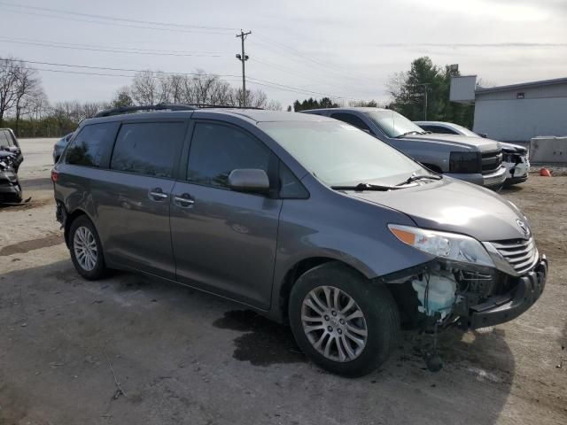 2015 Toyota Sienna XLE