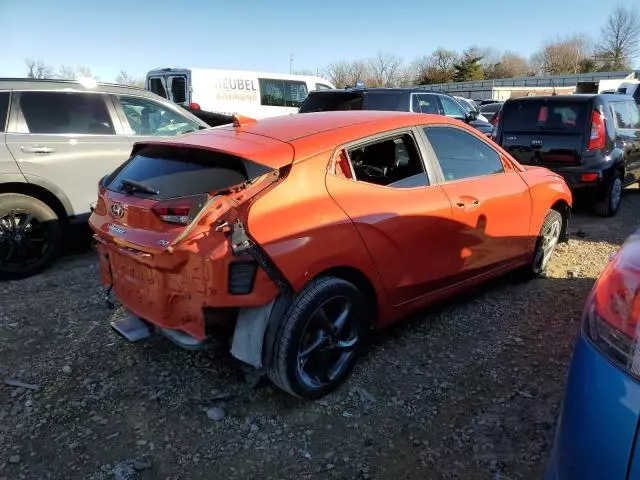 2019 Hyundai Veloster Base