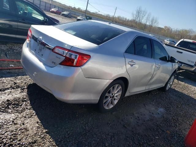 2014 Toyota Camry Hybrid