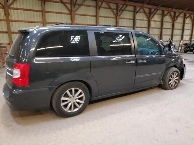 2011 Chrysler Town & Country Touring