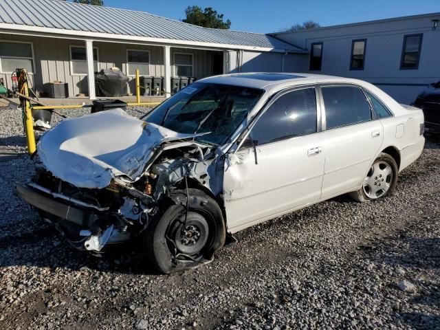 2003 Toyota Avalon XL