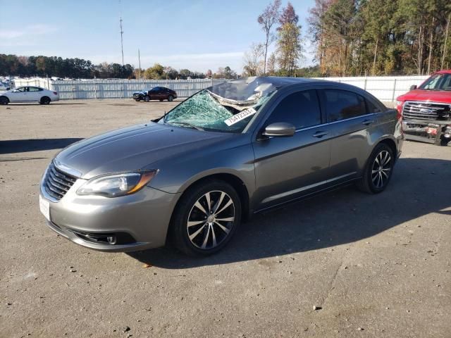 2013 Chrysler 200 Limited