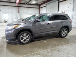 Carros salvage para piezas a la venta en subasta: 2015 Toyota Highlander XLE