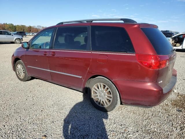 2009 Toyota Sienna XLE