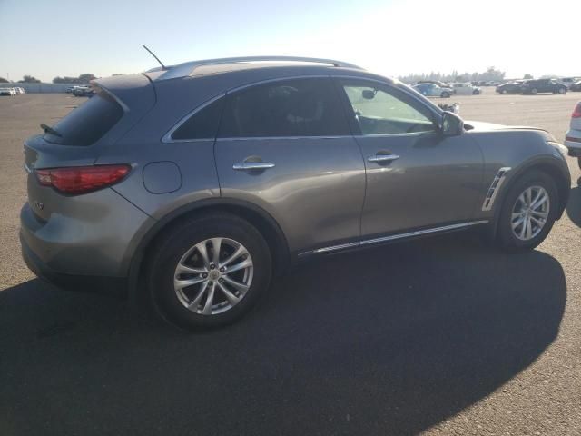 2013 Infiniti FX37