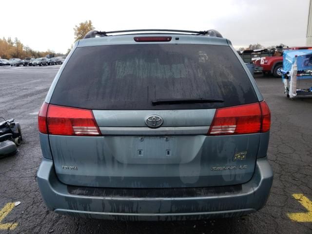 2004 Toyota Sienna CE