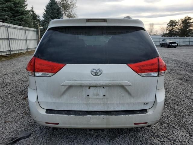 2012 Toyota Sienna LE