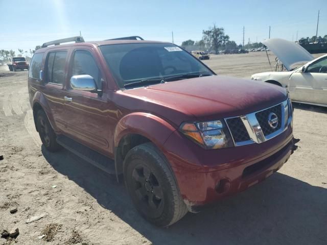 2006 Nissan Pathfinder LE