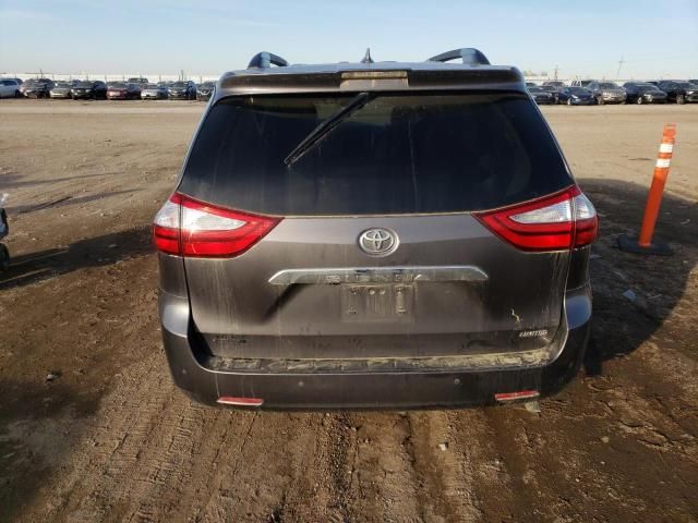 2019 Toyota Sienna XLE