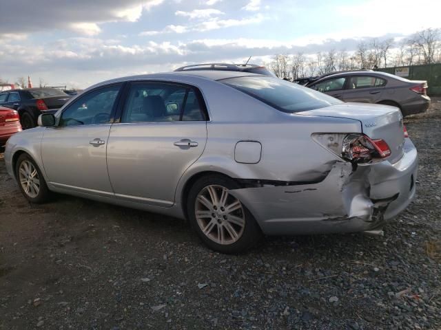 2005 Toyota Avalon XL