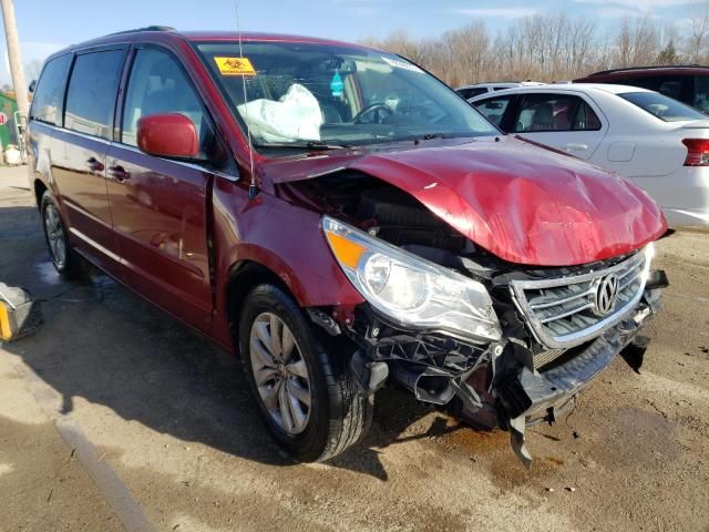 2012 Volkswagen Routan SE