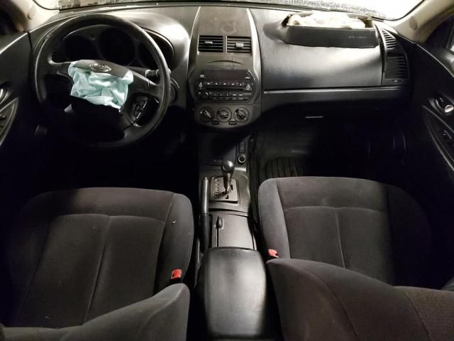 2002 Nissan Altima Base