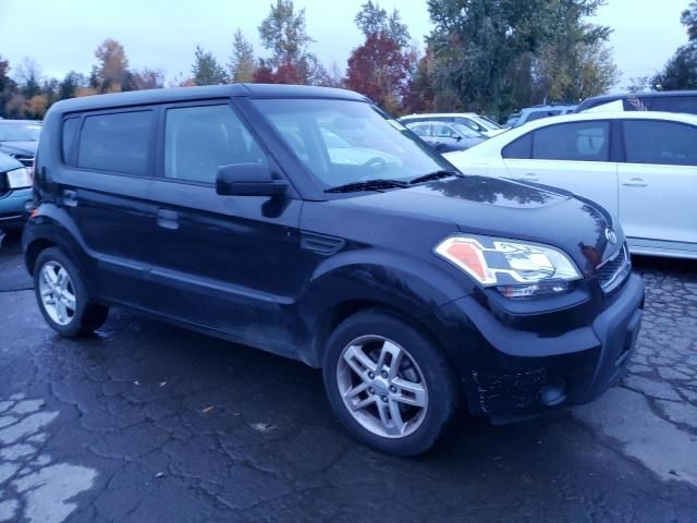 2010 KIA Soul +