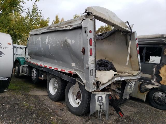 1999 Kenworth Construction T600