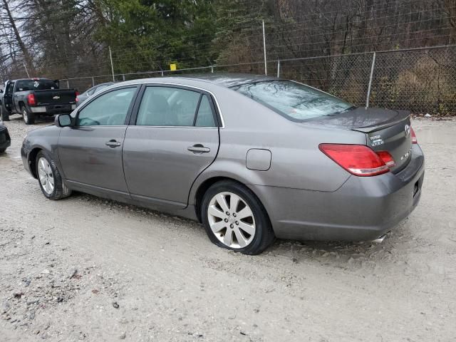 2005 Toyota Avalon XL