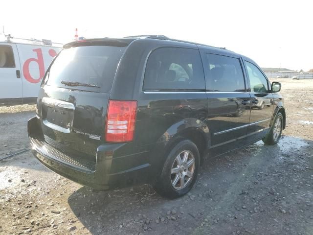 2009 Chrysler Town & Country Touring