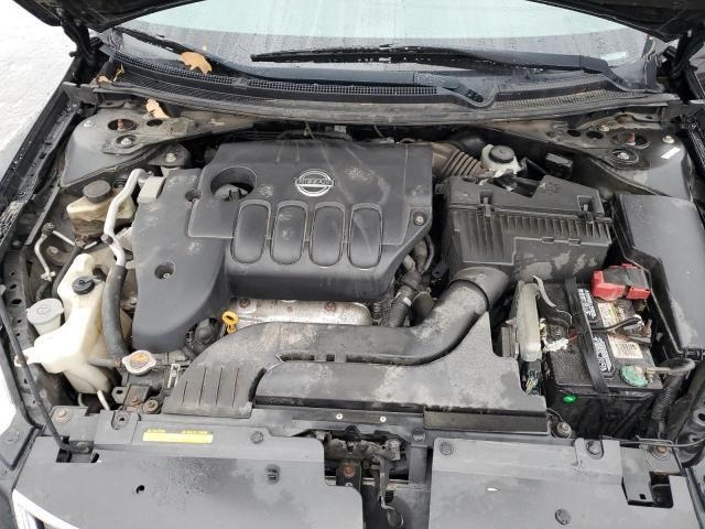 2010 Nissan Altima Base