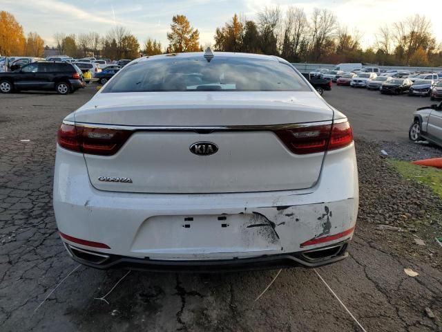 2017 KIA Cadenza Premium