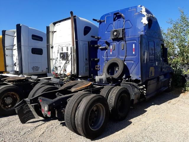 2017 Freightliner Cascadia 125