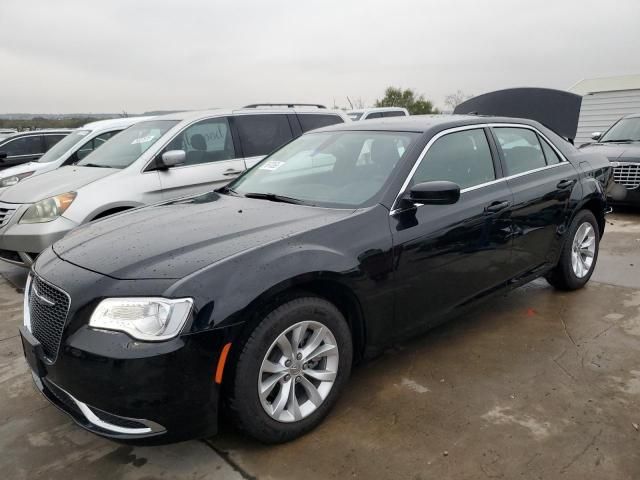 2023 Chrysler 300 Touring