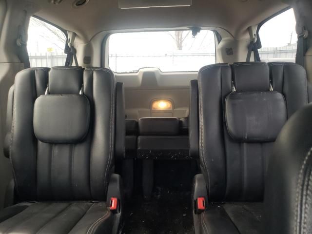 2012 Dodge Grand Caravan Crew