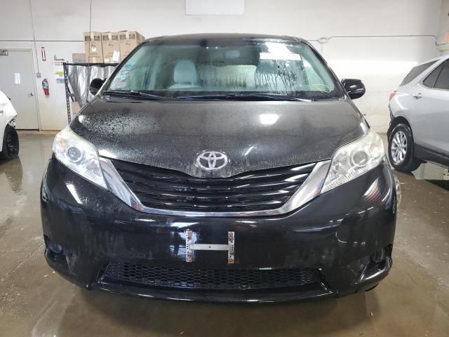 2012 Toyota Sienna LE