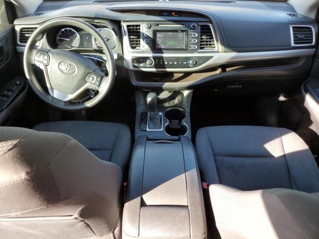 2015 Toyota Highlander LE