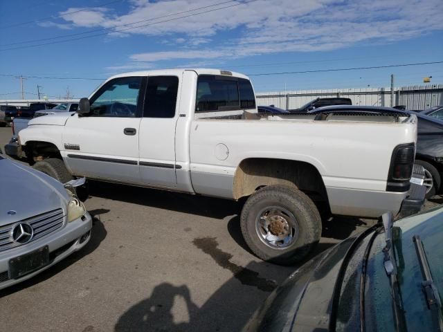 1998 Dodge RAM 2500