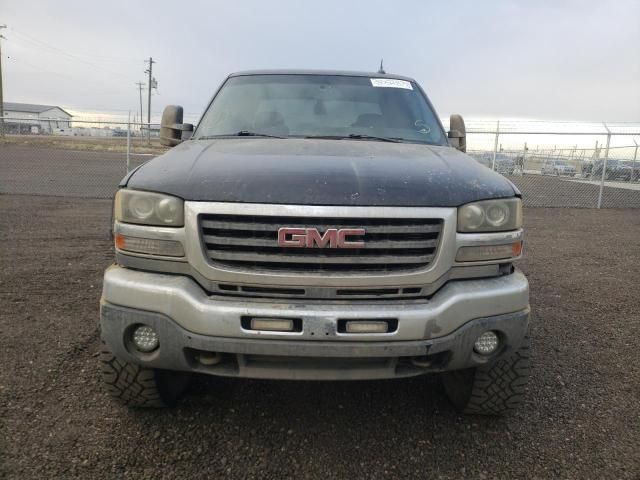 2004 GMC Sierra K2500 Heavy Duty